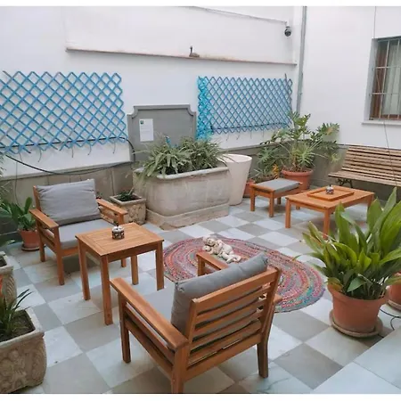Apartment Alhambra Host *