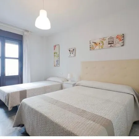 Apartment Alhambra Host
